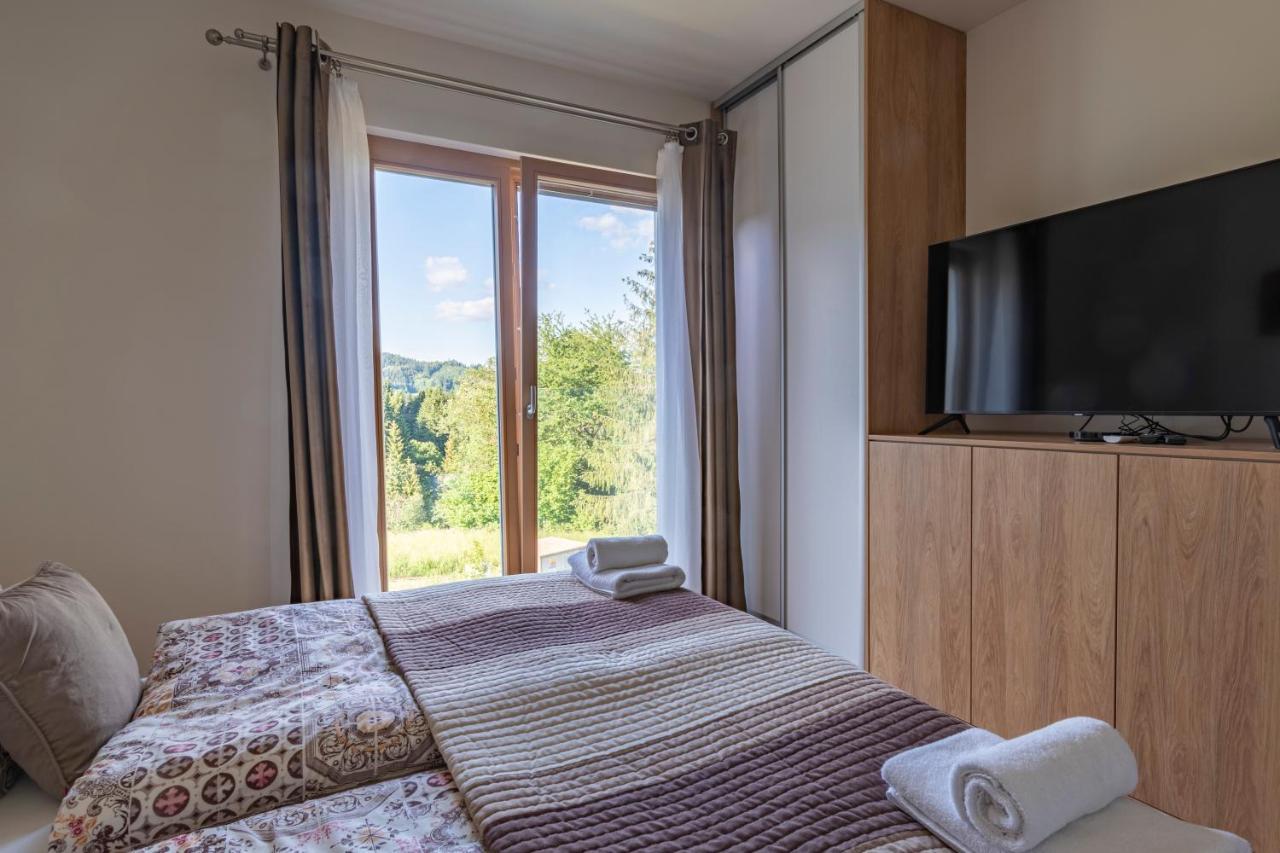 Apartman Jesienka, Hillside Dolny Kubin Exterior foto